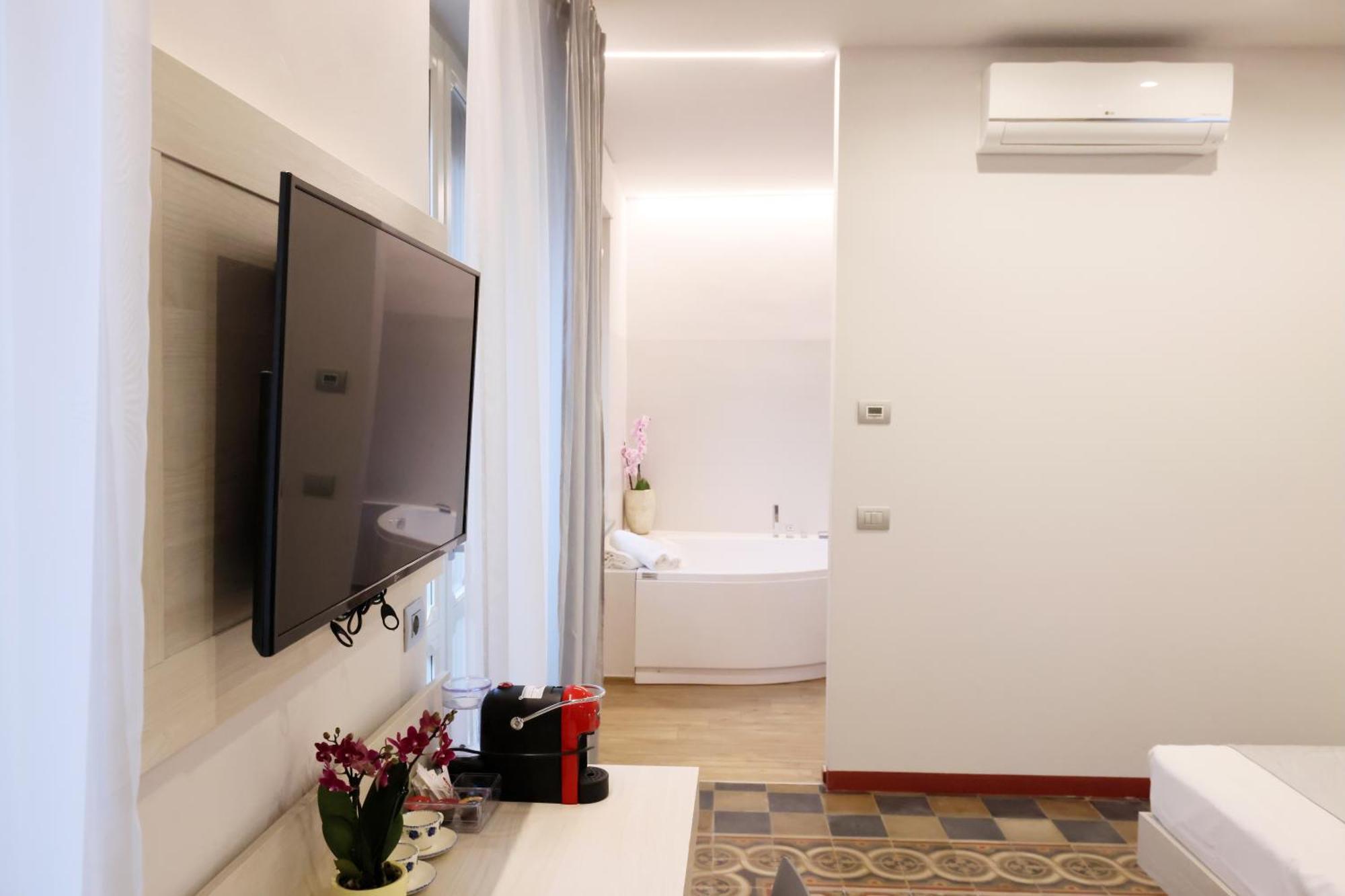 Palazzo Belli Bed & Breakfast Alba  Ngoại thất bức ảnh