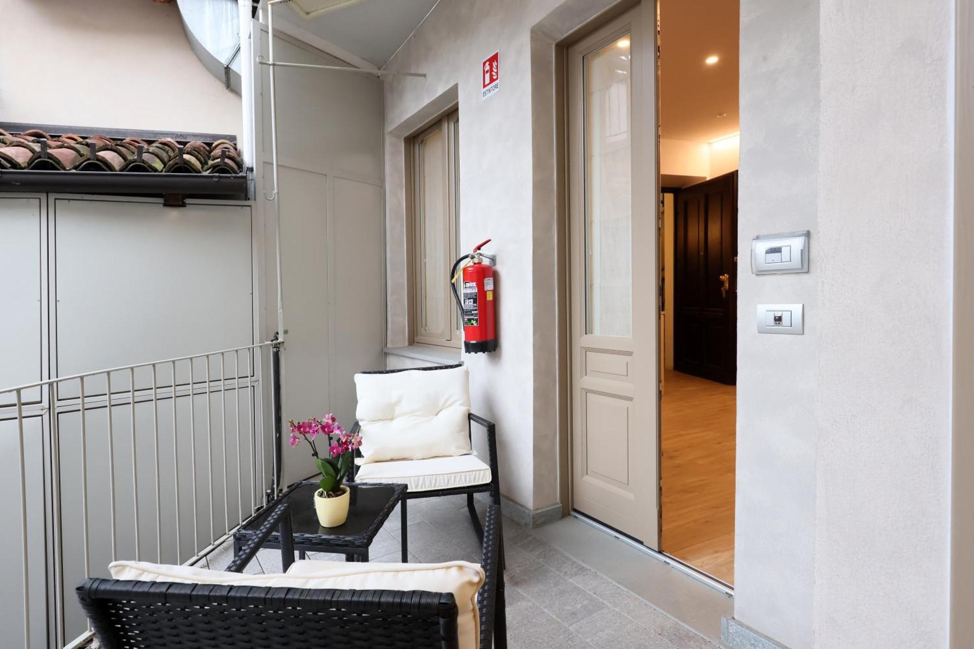 Palazzo Belli Bed & Breakfast Alba  Ngoại thất bức ảnh