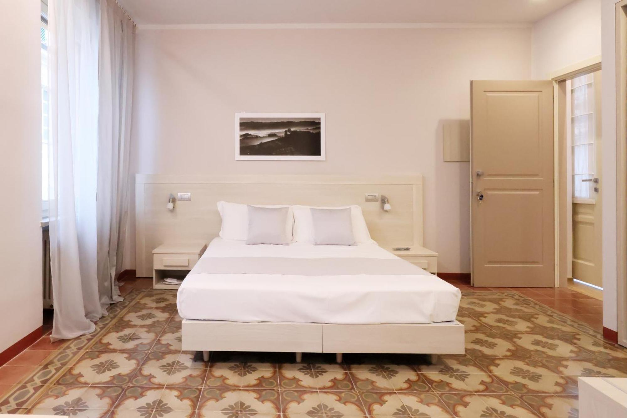Palazzo Belli Bed & Breakfast Alba  Ngoại thất bức ảnh