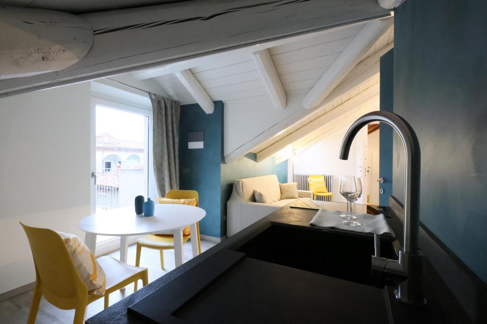 Palazzo Belli Bed & Breakfast Alba  Ngoại thất bức ảnh